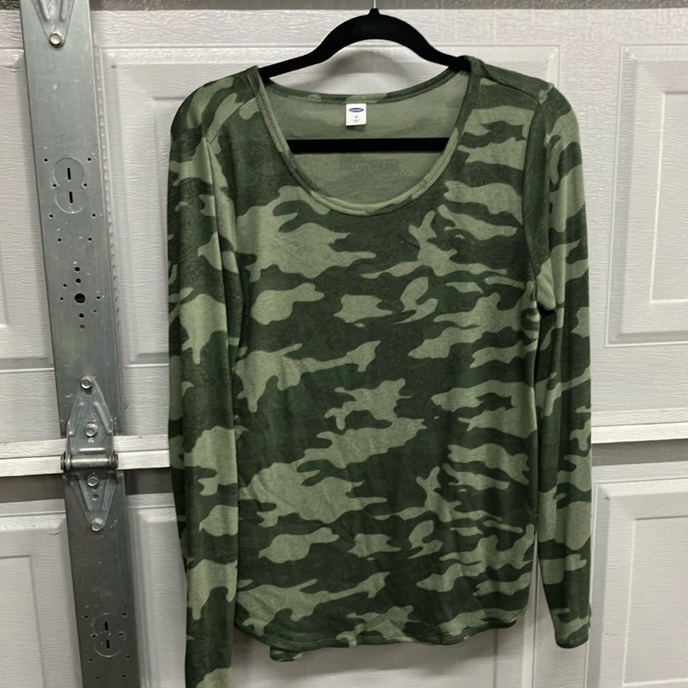 Old Navy Olive Green Tee
